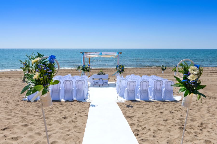 Spanish wedding on the beach