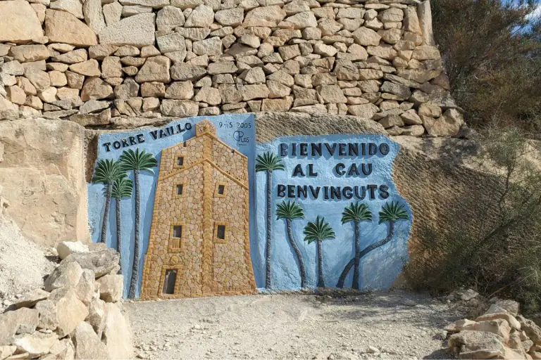 The fascinating El Cau de Mariano Ros – a free open air museum in Elche