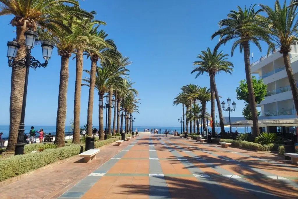 plaza de europa nerja